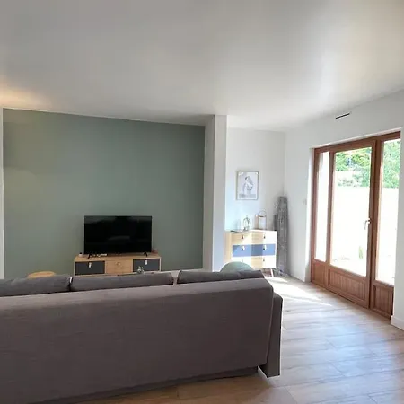 Grand 2 Pieces Avec Terrasse